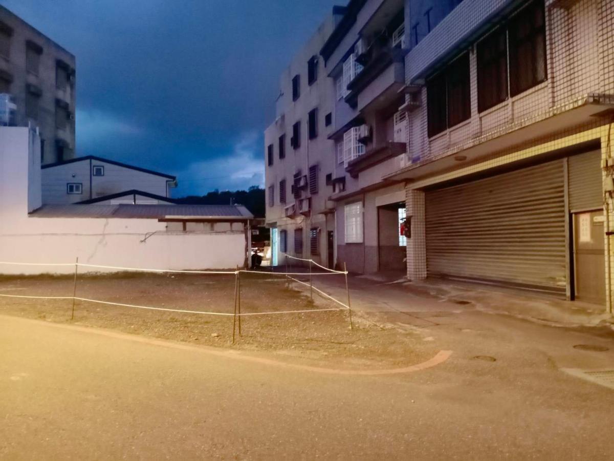 七之一二館-位市區可包棟附車位 Kota Hualien Bagian luar foto